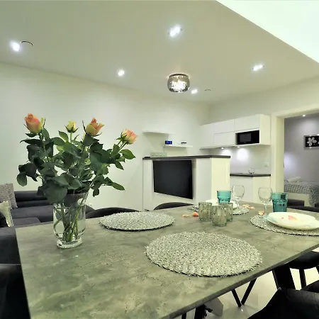 Gorace Zrodla Centrum *